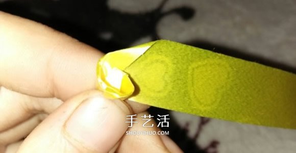 丝带折玫瑰花戒指图解 怎么折丝带玫瑰戒指