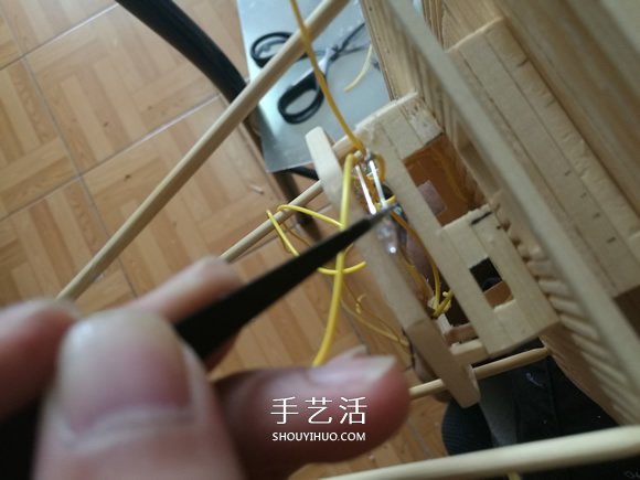 竹签手工制作埃菲尔铁塔模型的详细图解教程