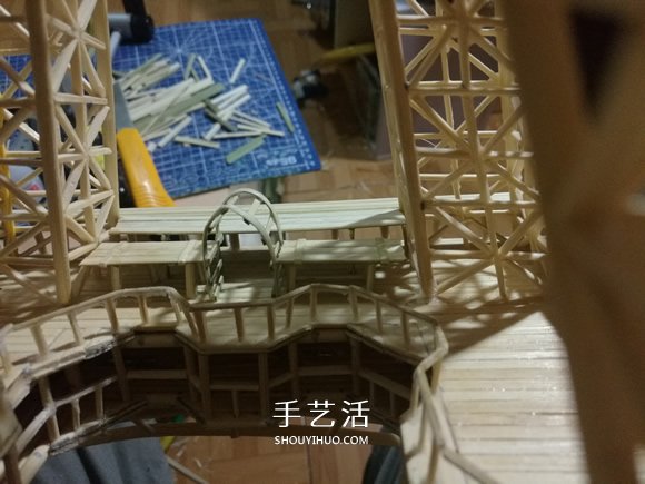 竹签手工制作埃菲尔铁塔模型的详细图解教程