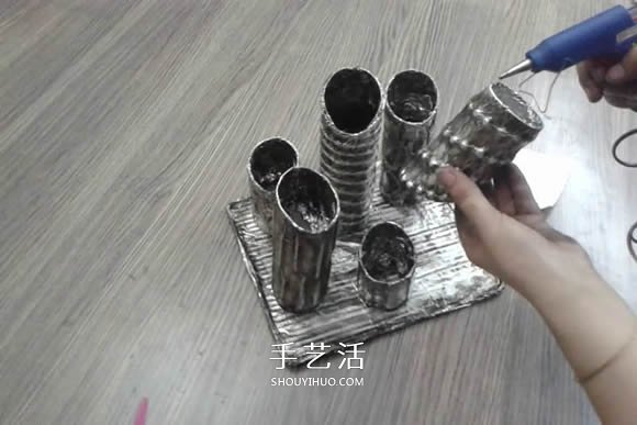 卷纸筒保鲜膜筒废物利用 手工制作多孔笔筒